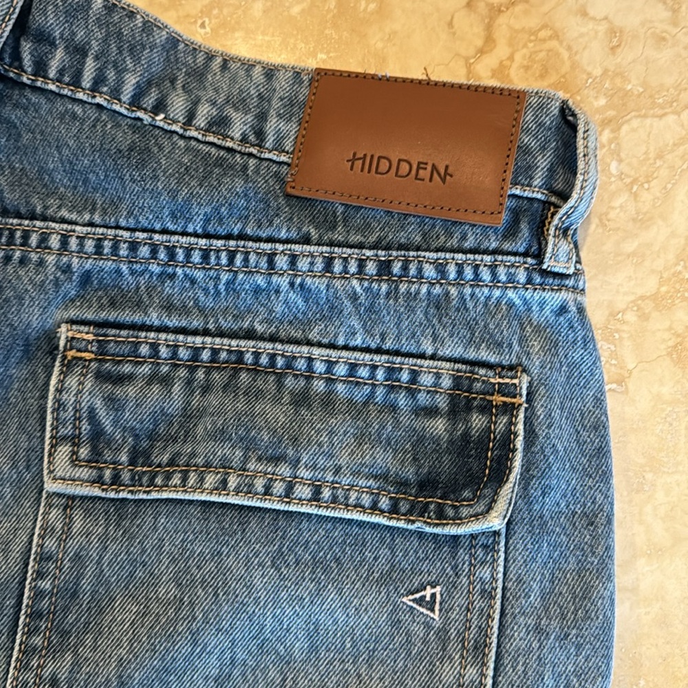 Hidden Jeans - Picture 4 of 5